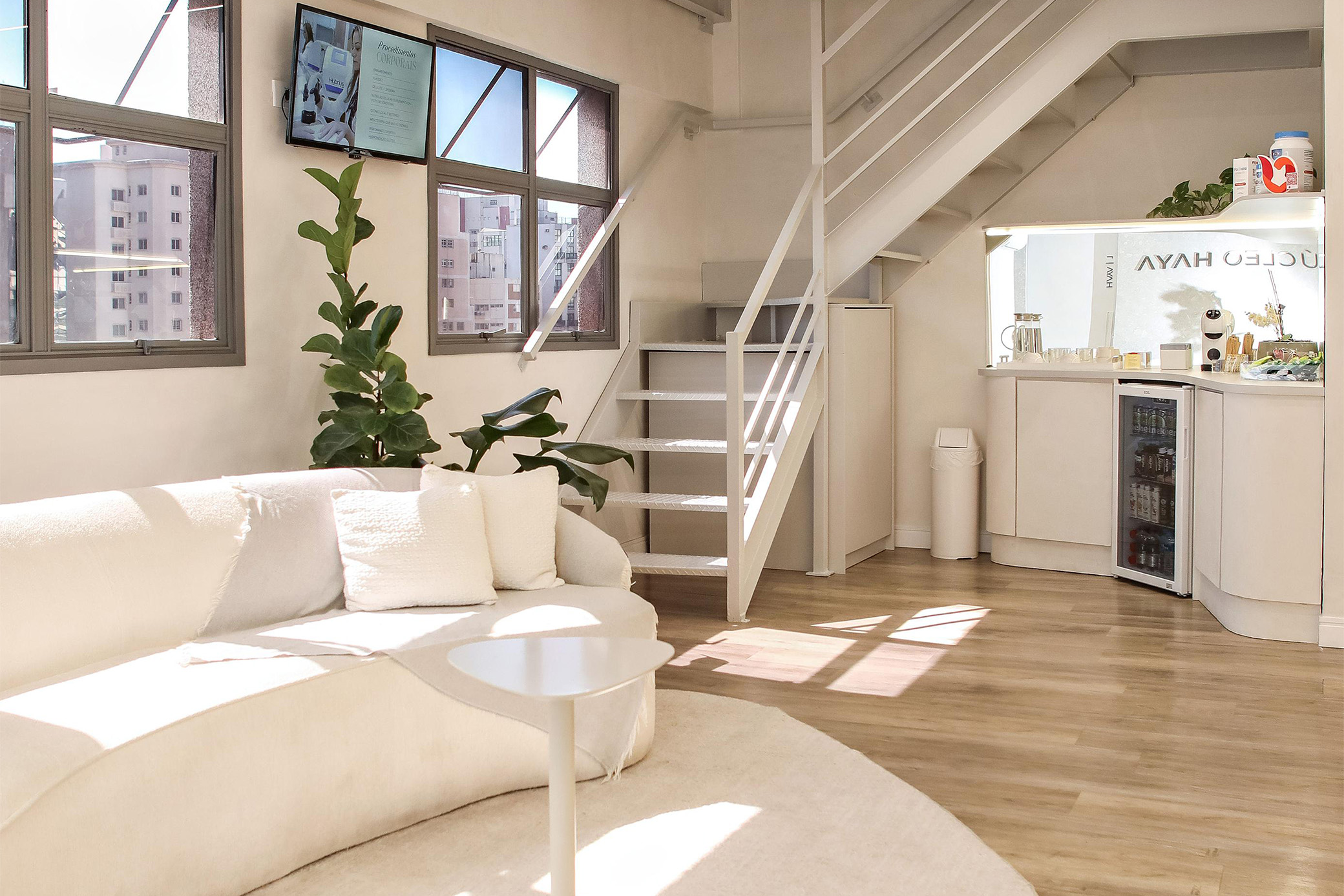 WhatsApp Image 2025-12-17 at 16.29.02 (1)