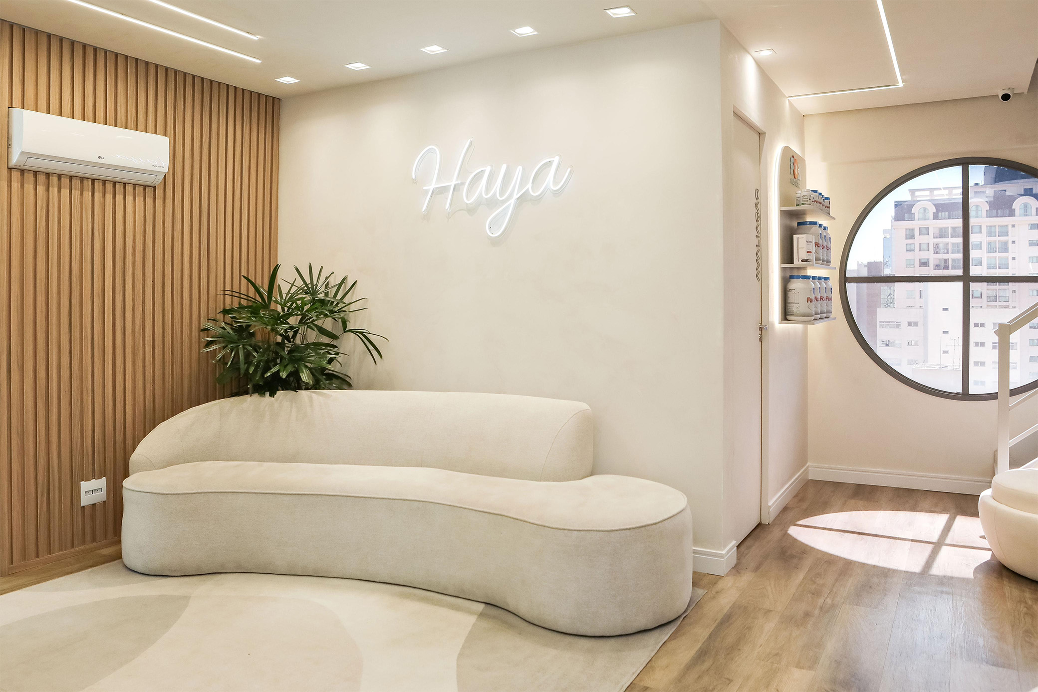 WhatsApp Image 2025-12-17 at 16.29.02